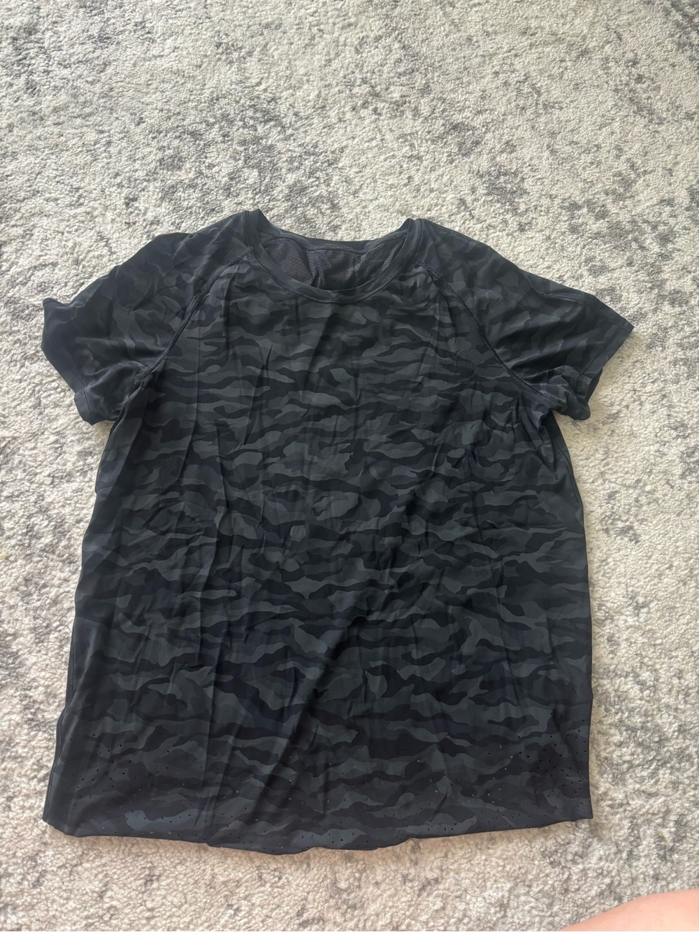 Women’s Black Camo Short-Sleeve Shirt